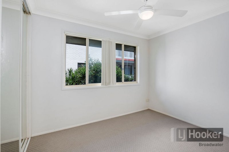 Photo - 7/5 Ahern Street, Labrador QLD 4215 - Image 10