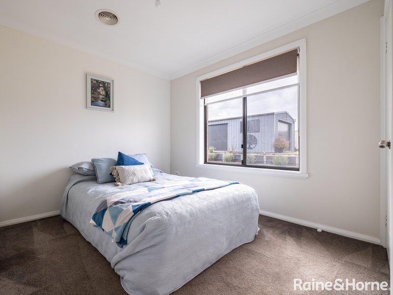 Photo - 75 Ashworth Drive, Kelso NSW 2795 - Image 8