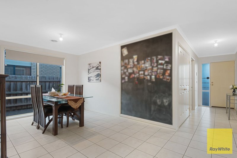 Photo - 75 Baden Powell Drive, Tarneit VIC 3029 - Image 8