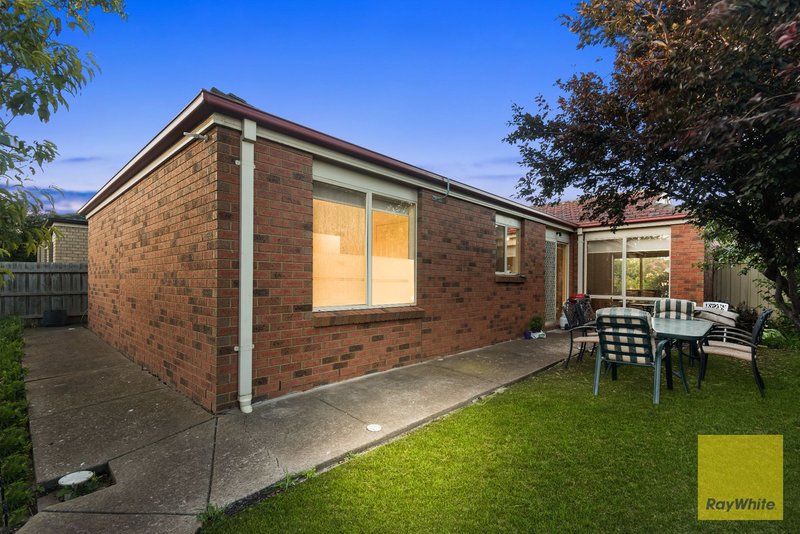 Photo - 75 Baden Powell Drive, Tarneit VIC 3029 - Image 13