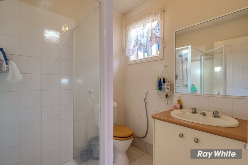 Photo - 75 Baden Powell Drive, Tarneit VIC 3029 - Image 6