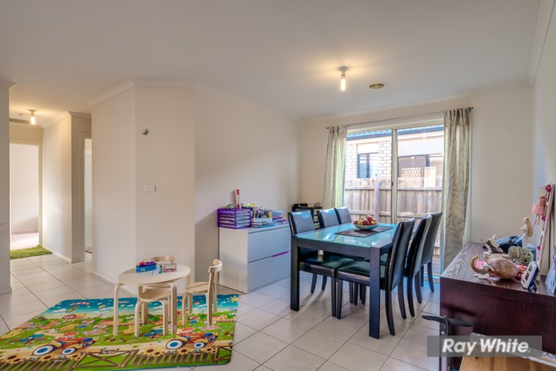 Photo - 75 Baden Powell Drive, Tarneit VIC 3029 - Image 12