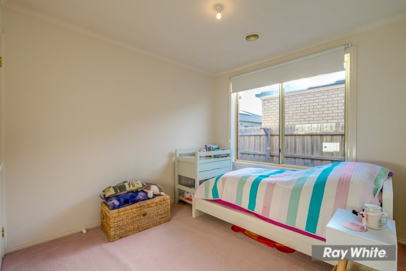 Photo - 75 Baden Powell Drive, Tarneit VIC 3029 - Image 15