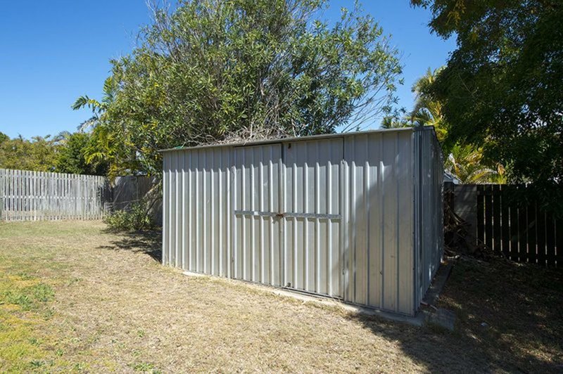 Photo - 75 Booth Avenue, Tannum Sands QLD 4680 - Image 16