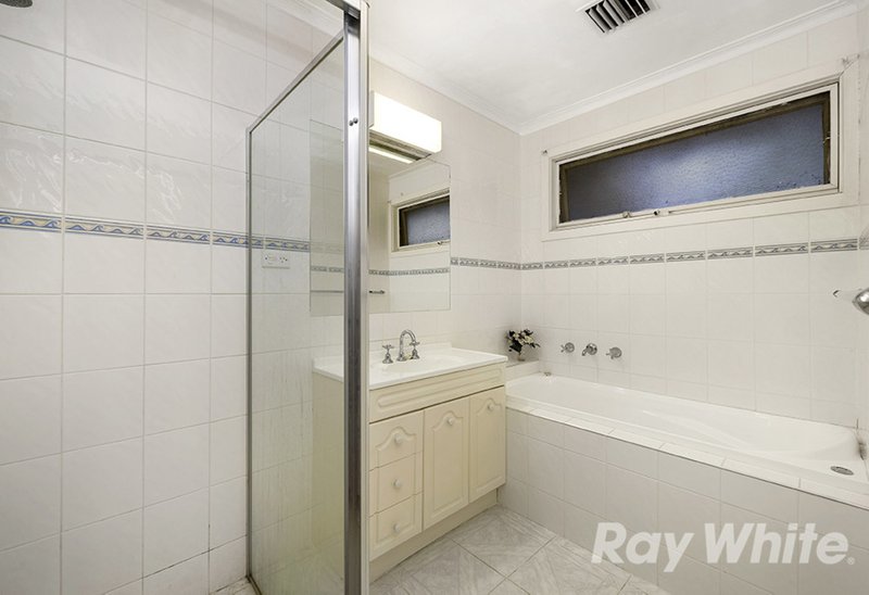 Photo - 75 Box Hill Crescent, Mont Albert North VIC 3129 - Image 7