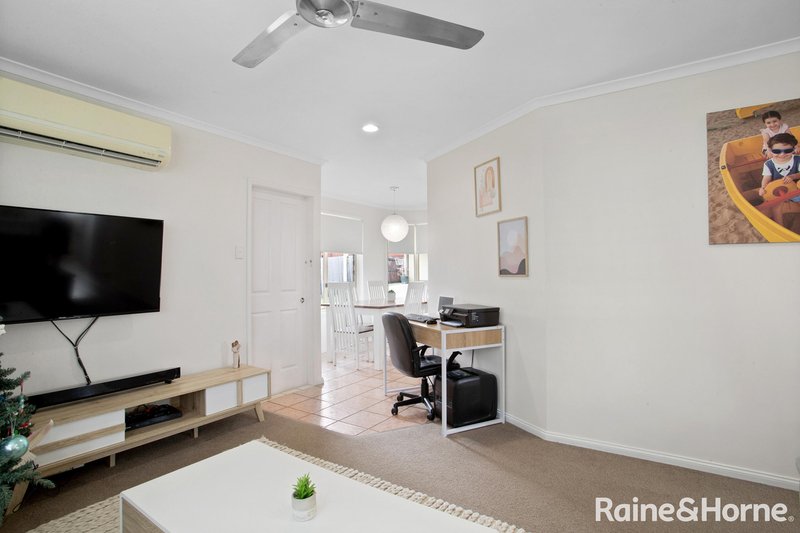 Photo - 75 Broomdykes Drive, Beaconsfield QLD 4740 - Image 9