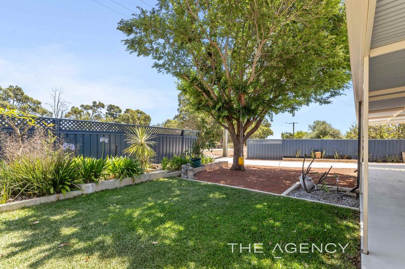 Photo - 75 Buckingham Road, Swan View WA 6056 - Image 10