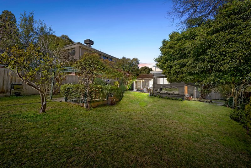 Photo - 75 Canterbury Road, Heathmont VIC 3135 - Image 13