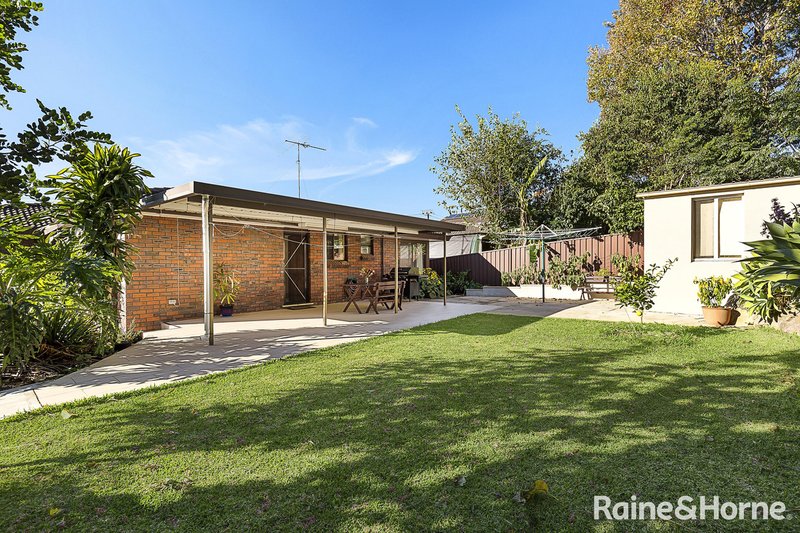 Photo - 75 Caroline Chisholm Drive, Winston Hills NSW 2153 - Image 5