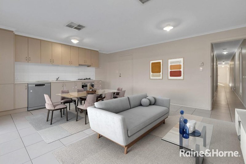 Photo - 75 Centenary Circuit, Andrews Farm SA 5114 - Image 3