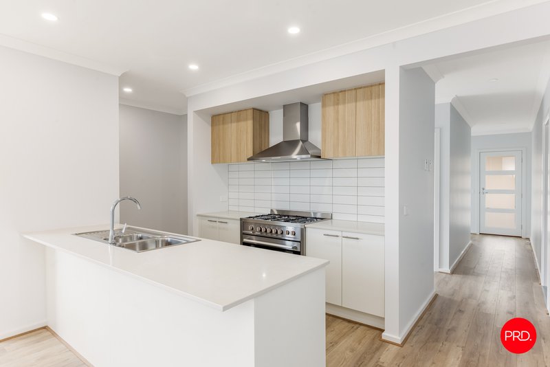 Photo - 75 Charters Way, Huntly VIC 3551 - Image 2
