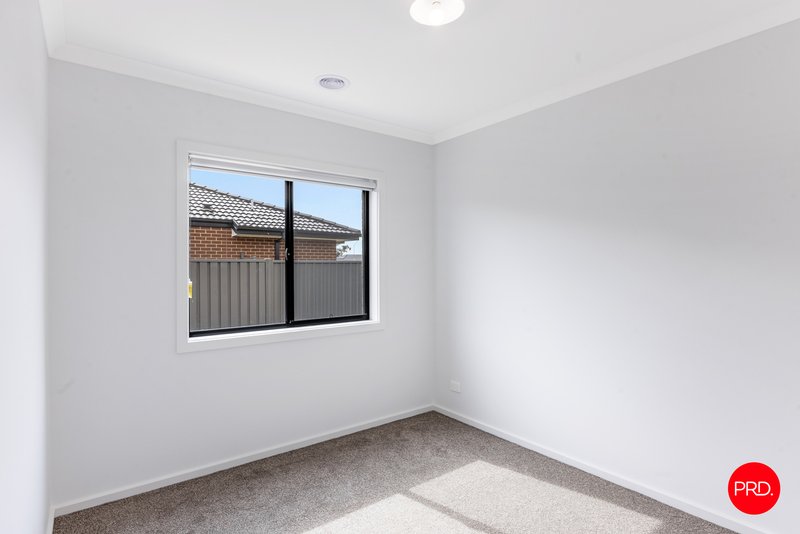 Photo - 75 Charters Way, Huntly VIC 3551 - Image 5