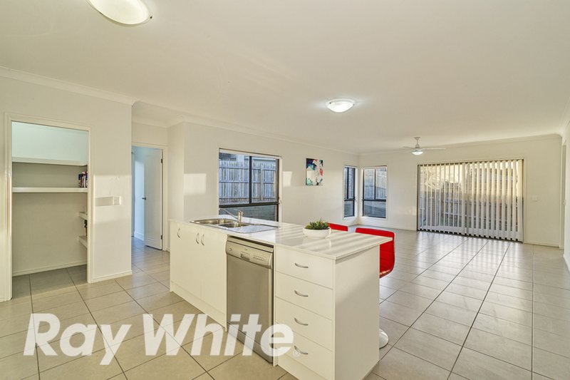 Photo - 75 Cobblestone Avenue, Logan Reserve QLD 4133 - Image 3