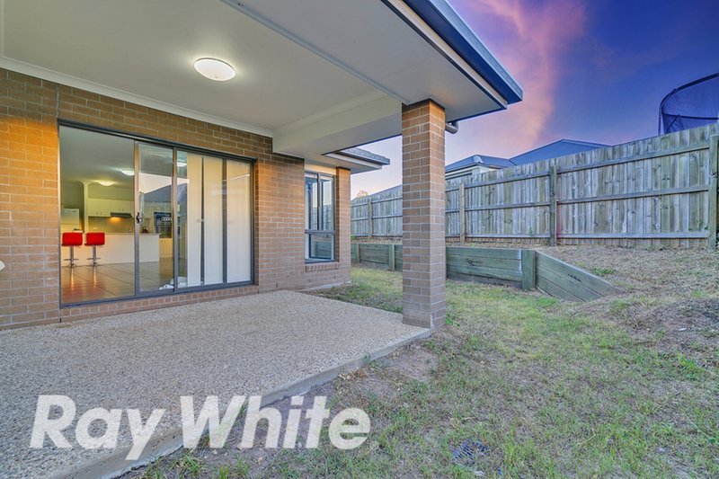 Photo - 75 Cobblestone Avenue, Logan Reserve QLD 4133 - Image 11