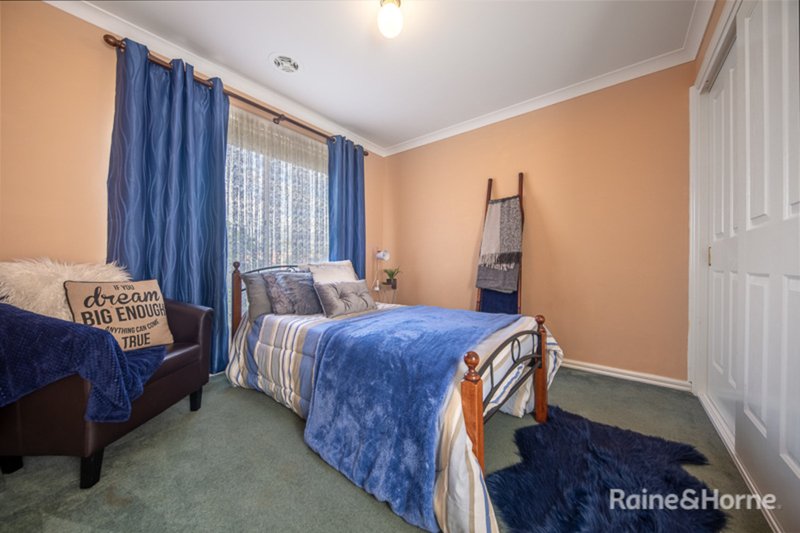 Photo - 75 Cover Drive, Sunbury VIC 3429 - Image 9