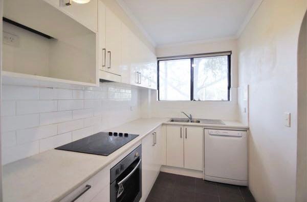 Photo - 7/5 Doomben Ave , Eastwood NSW 2122 - Image 2