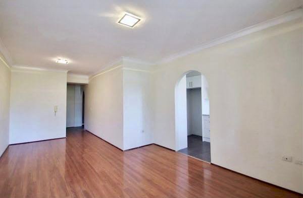 Photo - 7/5 Doomben Ave , Eastwood NSW 2122 - Image 4