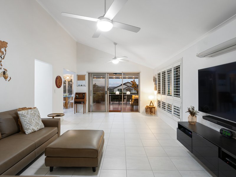 Photo - 75 Dove Tree Crescent, Sinnamon Park QLD 4073 - Image 24