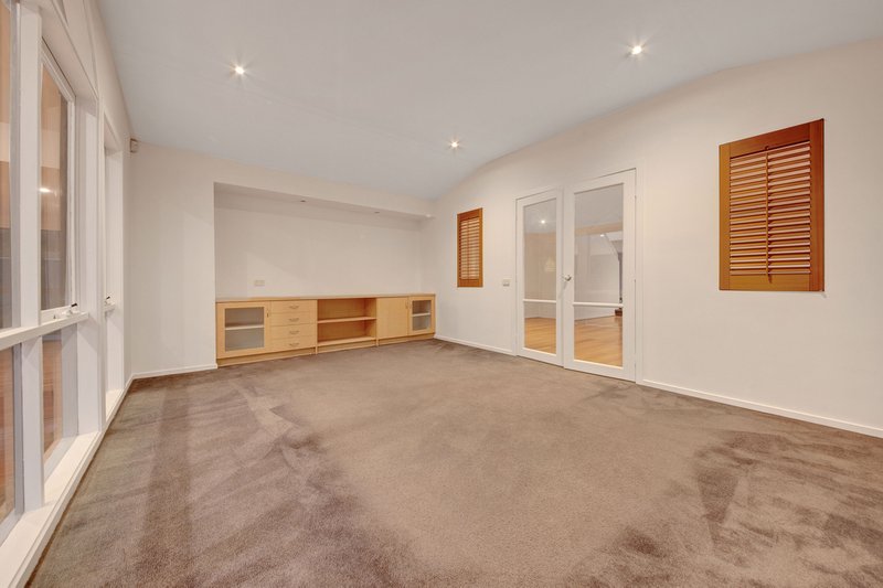 Photo - 75 Dunnings Road, Point Cook VIC 3030 - Image 15