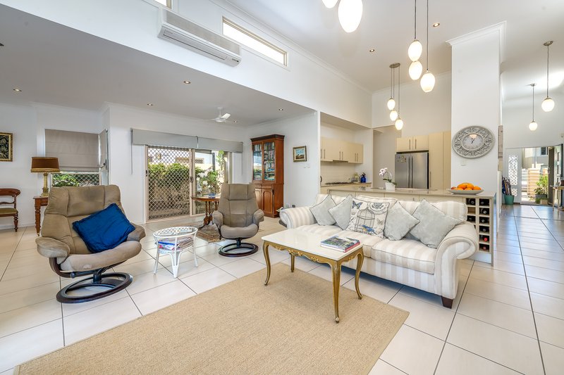 Photo - 75 East Quay Drive, Biggera Waters QLD 4216 - Image 6