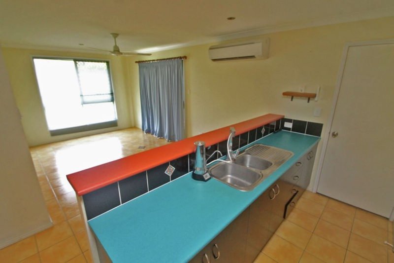 Photo - 75 Emmadale Drive, New Auckland QLD 4680 - Image 8