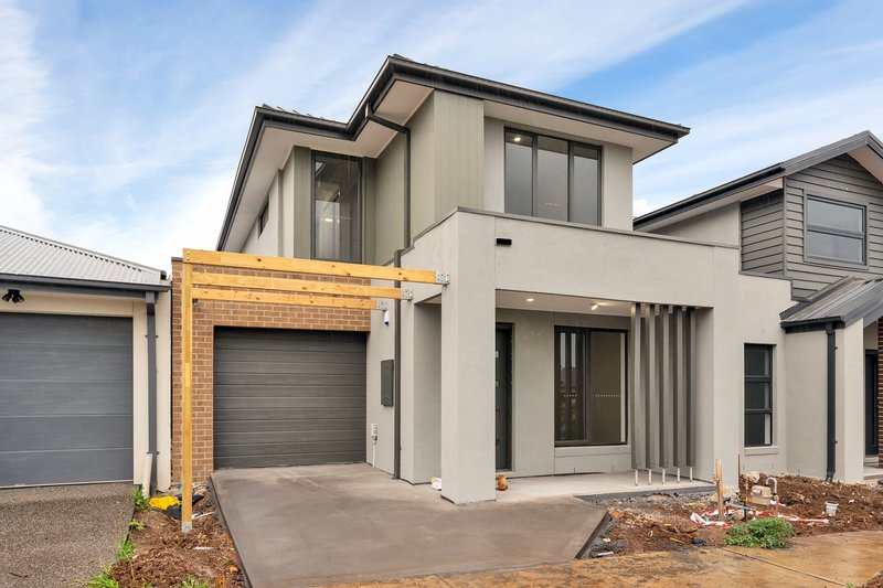 75 Fuchsia Drive, Rockbank VIC 3335