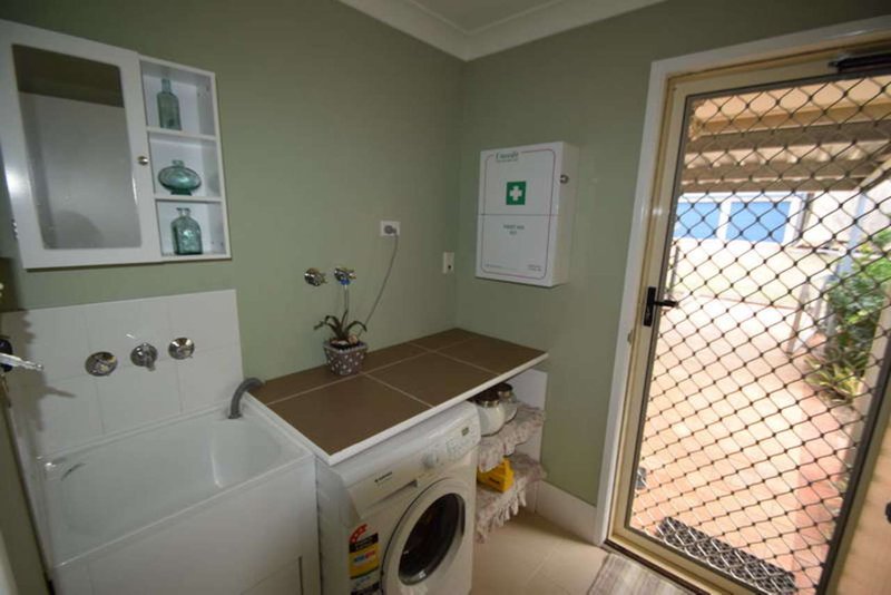 Photo - 75 Gloucester Court, Mount Hallen QLD 4312 - Image 14