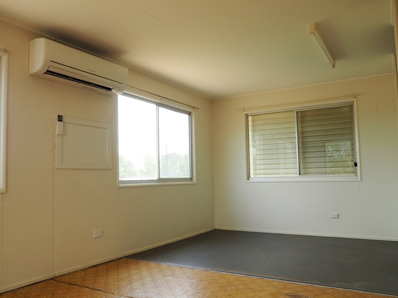 Photo - 75 Gregory Street, Cloncurry QLD 4824 - Image 4