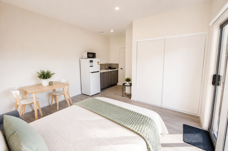 Photo - 75 Grutzner Avenue, Shepparton VIC 3630 - Image 6
