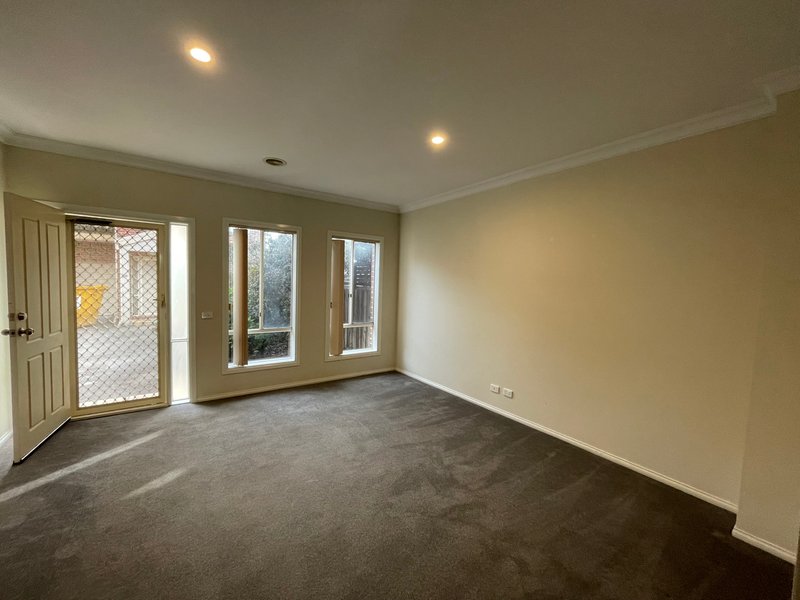 Photo - 7/5 Hosken Street, Altona Meadows VIC 3028 - Image 8