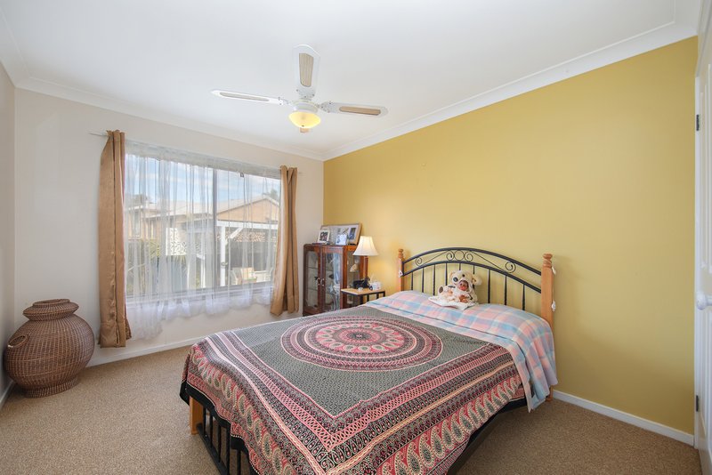 Photo - 75 Kalua Drive, Chittaway Bay NSW 2261 - Image 7