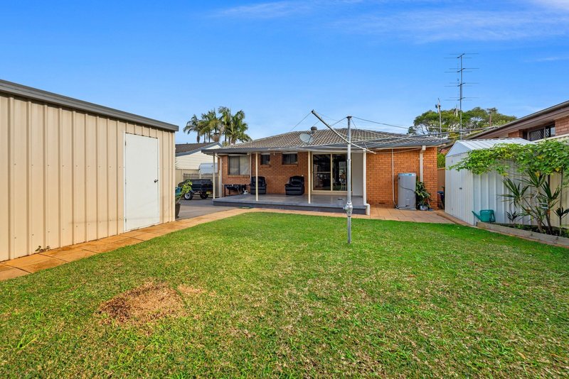 Photo - 75 Kerry Crescent, Berkeley Vale NSW 2261 - Image 14