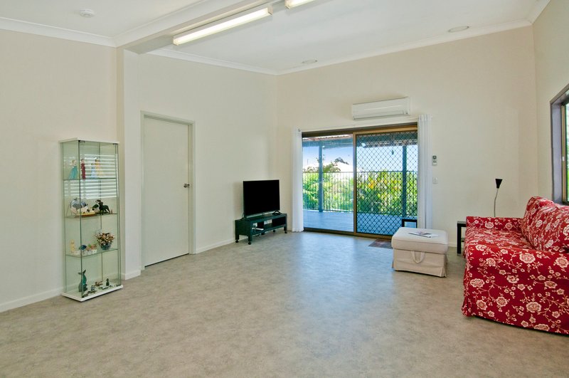 Photo - 75 Lima Street, Edens Landing QLD 4207 - Image 10