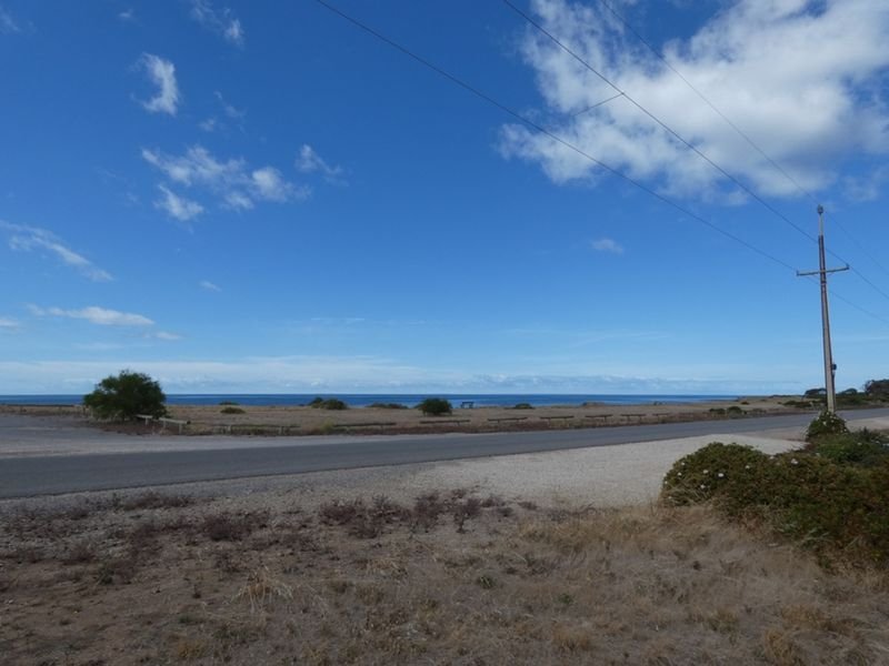 Photo - 75 (Lot 38 & 76) Marine Parade, Port Moorowie SA 5576 - Image 2