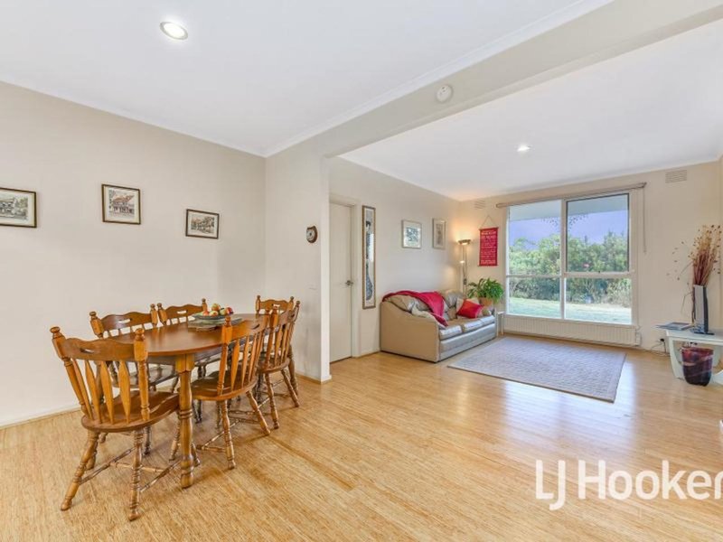 Photo - 75 Manoora Road, Nar Nar Goon North VIC 3812 - Image 7