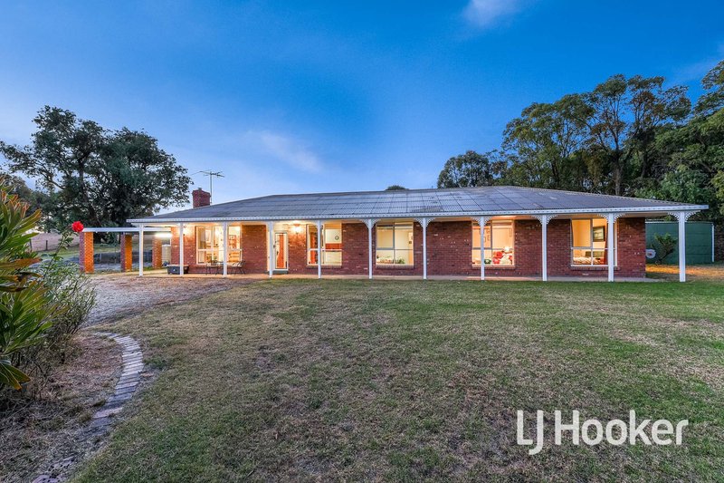 Photo - 75 Manoora Road, Nar Nar Goon North VIC 3812 - Image 2