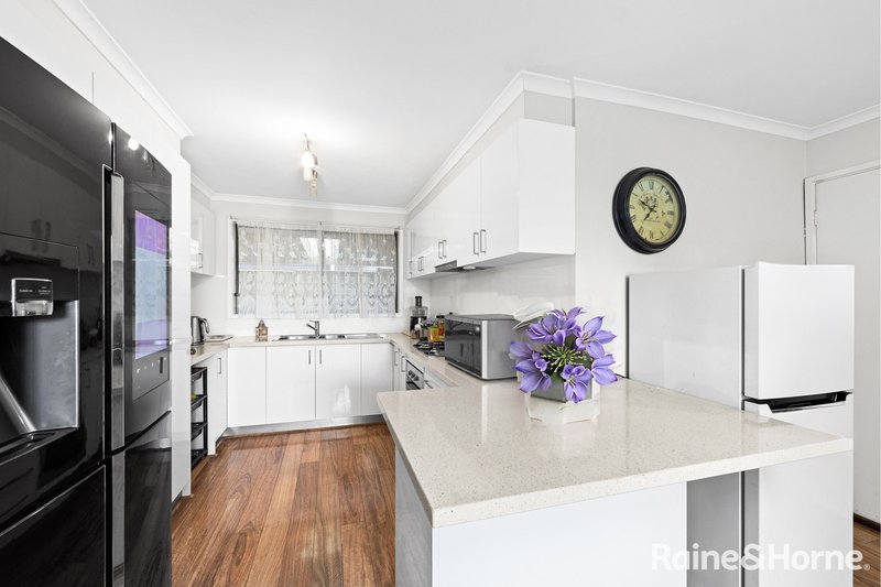 Photo - 75 Marshall Avenue, St Albans VIC 3021 - Image 2