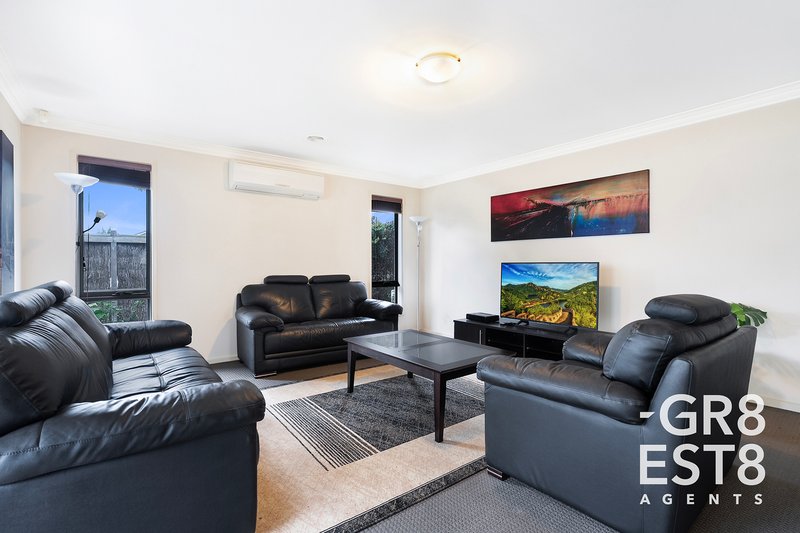 Photo - 75 Meridian Circuit, Berwick VIC 3806 - Image 6
