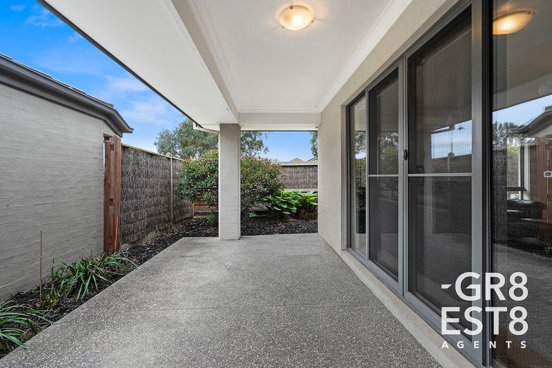 Photo - 75 Meridian Circuit, Berwick VIC 3806 - Image 14