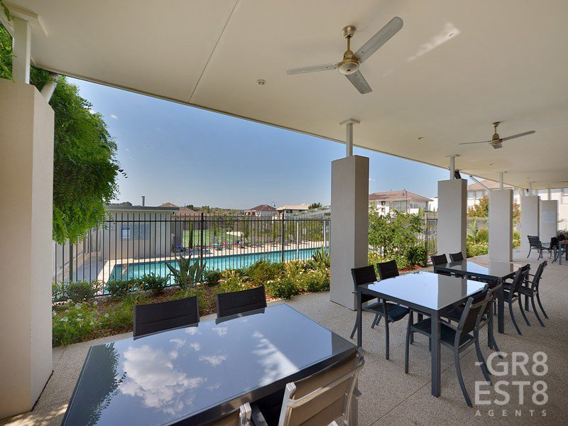 Photo - 75 Meridian Circuit, Berwick VIC 3806 - Image 18