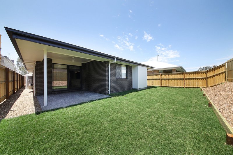 Photo - 75 Merivale Avenue, Jimboomba QLD 4280 - Image 12