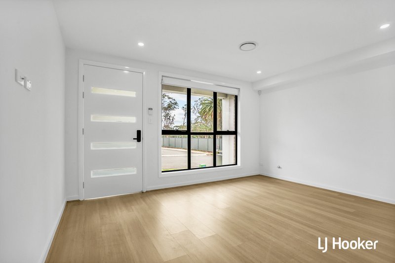 Photo - 75 Myrica Avenue, Riverstone NSW 2765 - Image 4