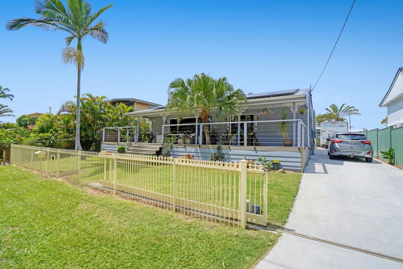 Photo - 75 Ningi Esplanade, Ningi QLD 4511 - Image 3