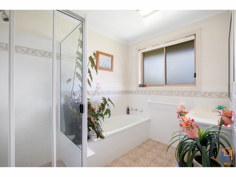 Photo - 75 Norris Drive, Armidale NSW 2350 - Image 9