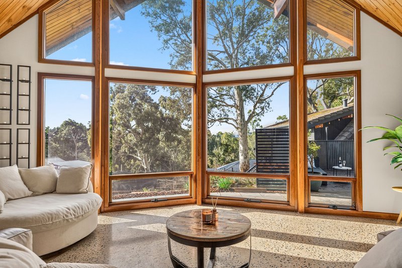 Photo - 75 Oakridge Road, Aberfoyle Park SA 5159 - Image 5