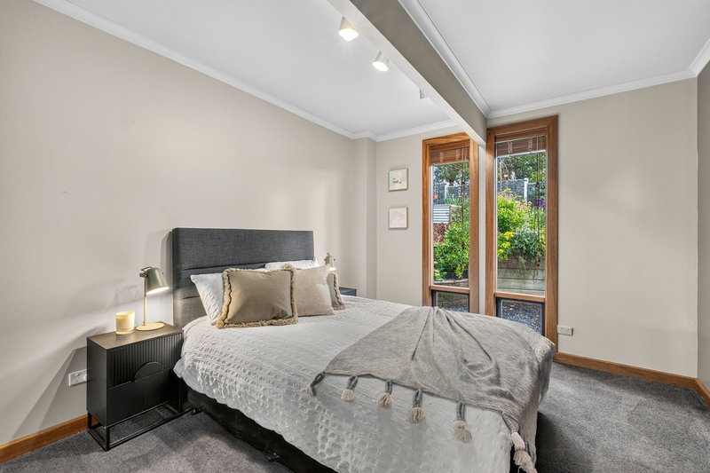 Photo - 75 Oakridge Road, Aberfoyle Park SA 5159 - Image 11