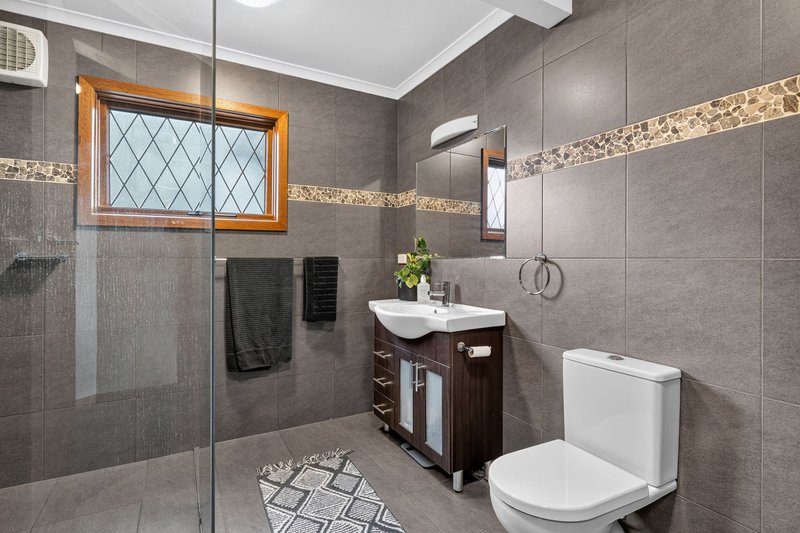 Photo - 75 Oakridge Road, Aberfoyle Park SA 5159 - Image 14