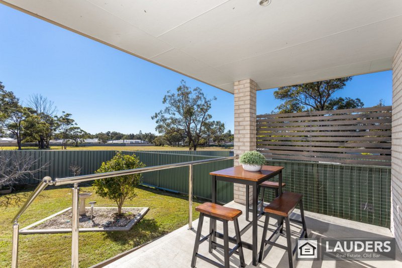 Photo - 75 Old Bar Road, Old Bar NSW 2430 - Image 12