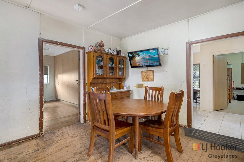 Photo - 75 Palmer Street, Guildford NSW 2161 - Image 4