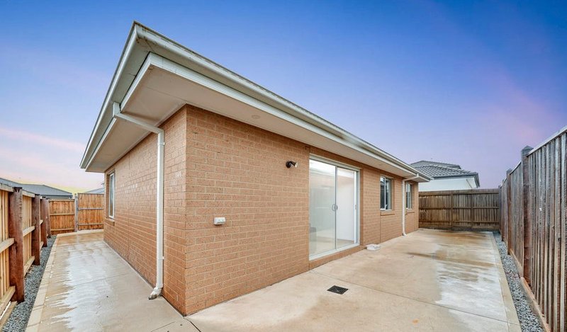 Photo - 75 Panaia Boulevard, Truganina VIC 3029 - Image 14